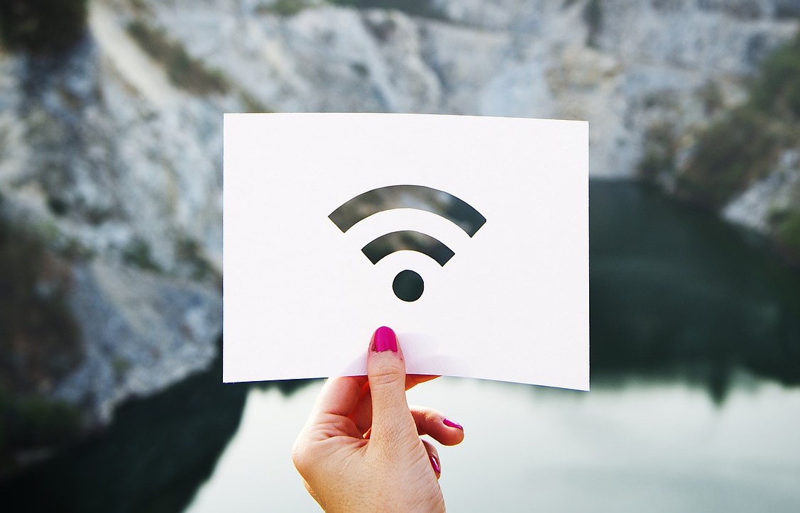 Er gratis WiFi tilgjengelig på alle hoteller i Lisboa?